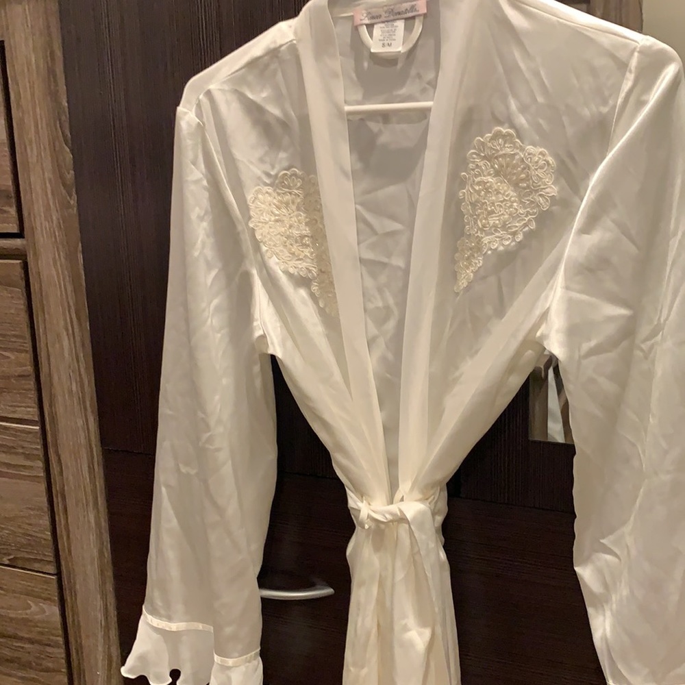 Women’s Lingerie/Robe set